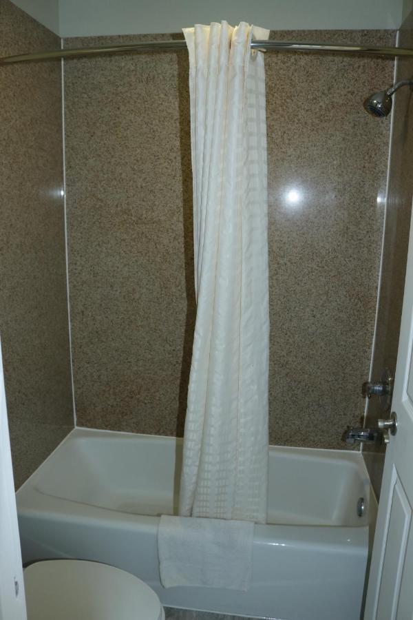Deluxe Inn Motel Лейк-Чарлз Екстер'єр фото